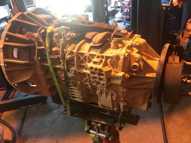 Gear box removal